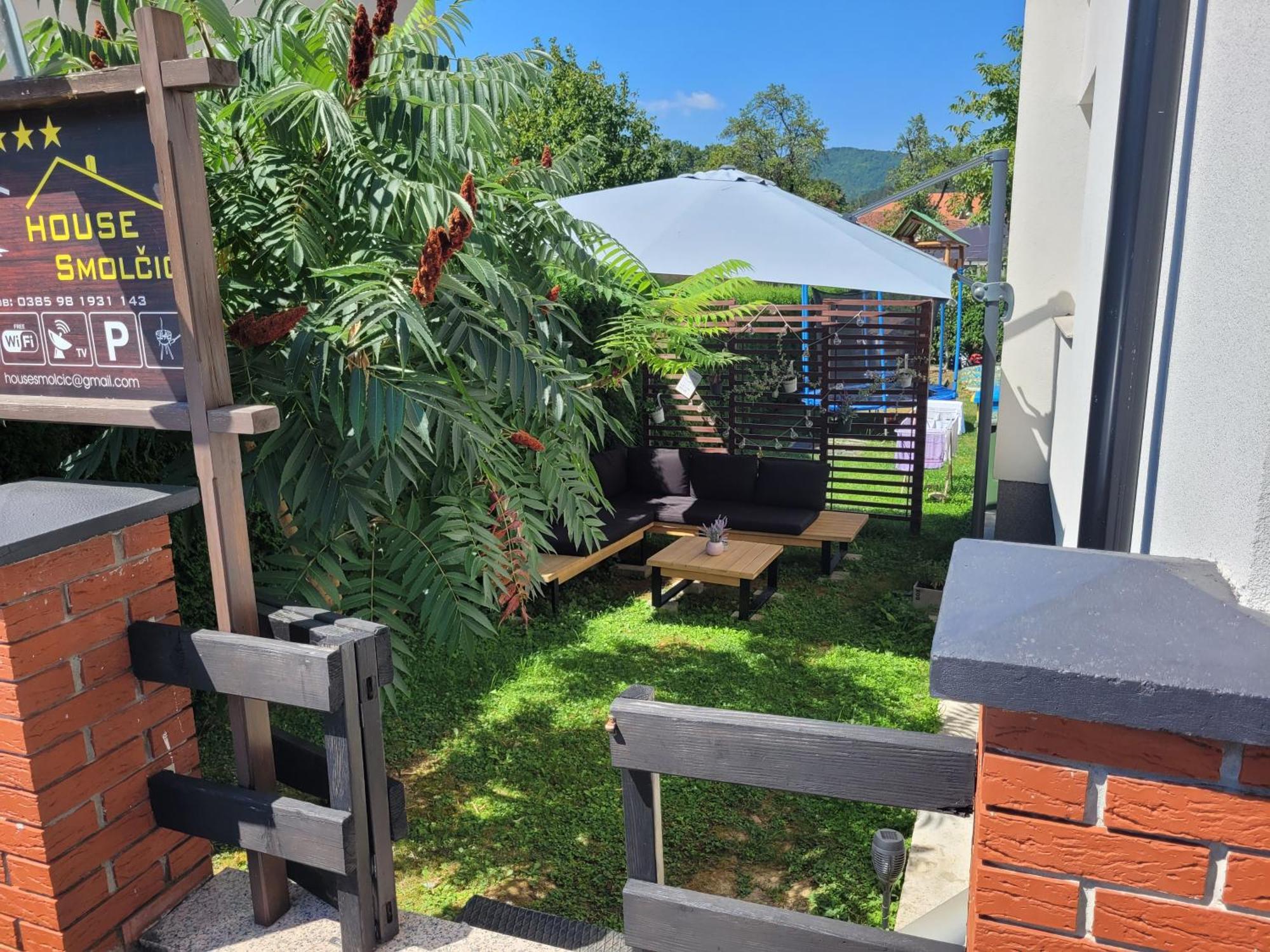 House Smolcic Apartment Otočac Екстериор снимка