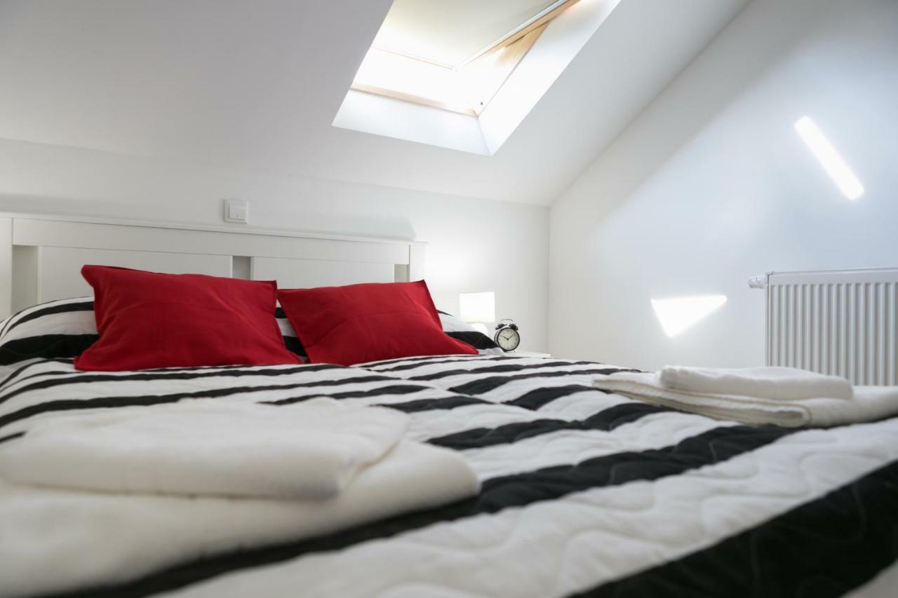 House Smolcic Apartment Otočac Екстериор снимка
