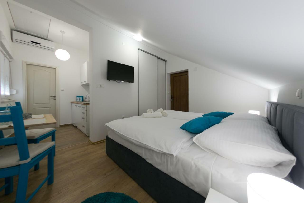 House Smolcic Apartment Otočac Екстериор снимка