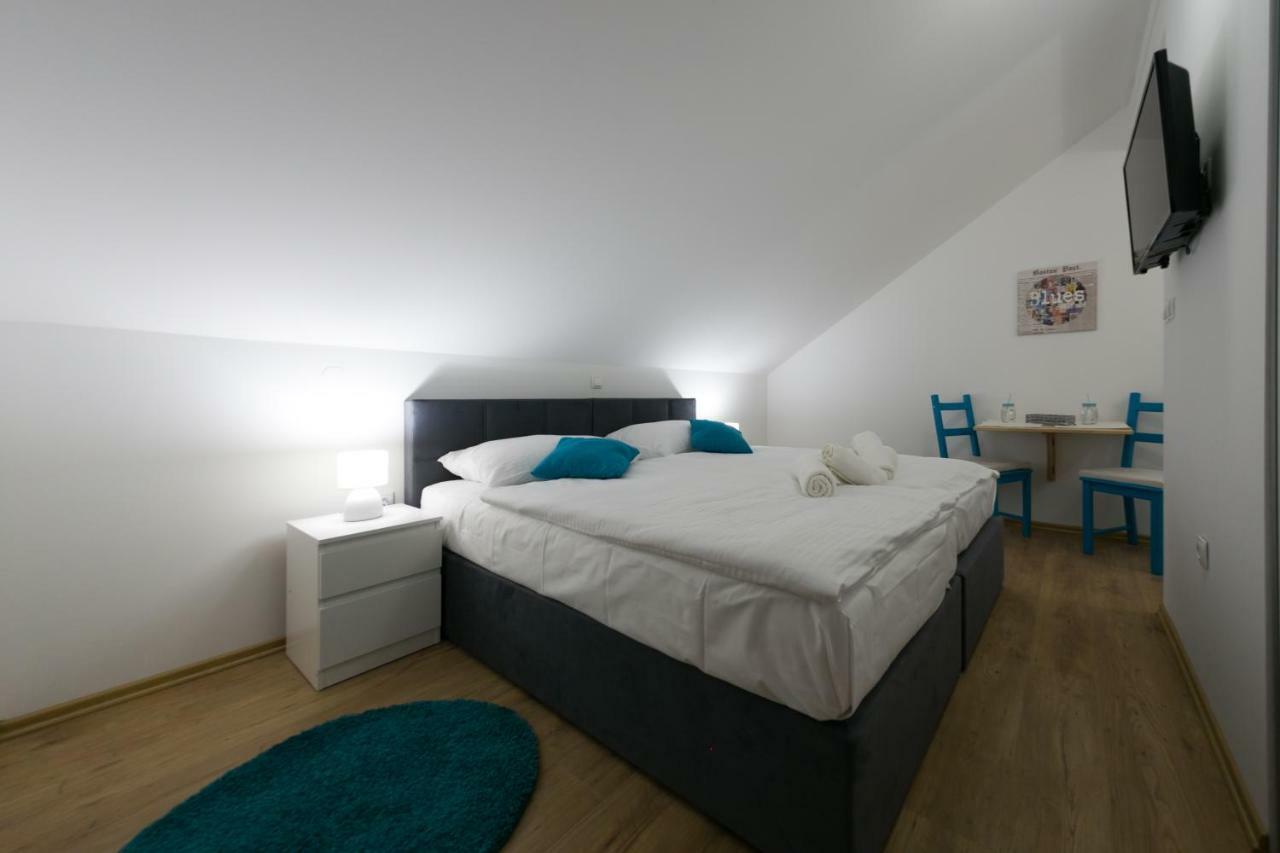 House Smolcic Apartment Otočac Екстериор снимка